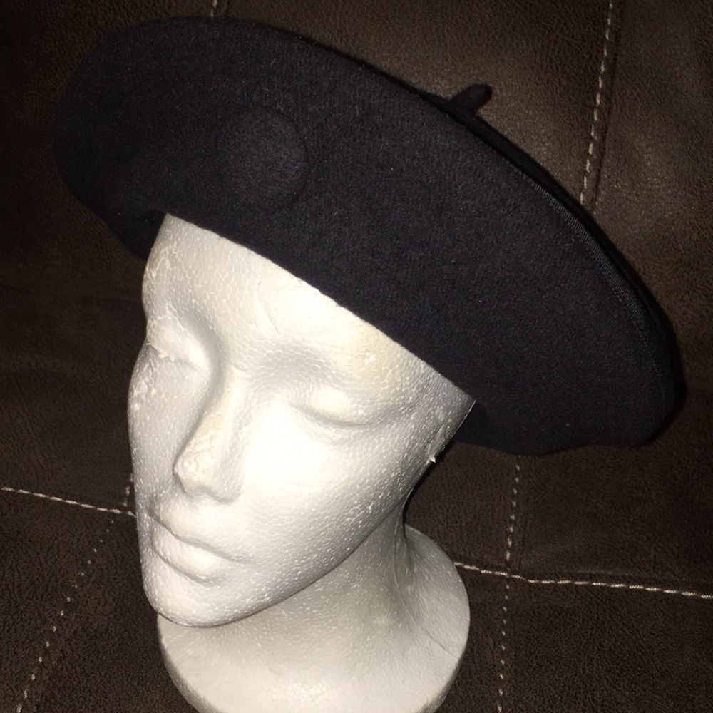 Button front black wool beret